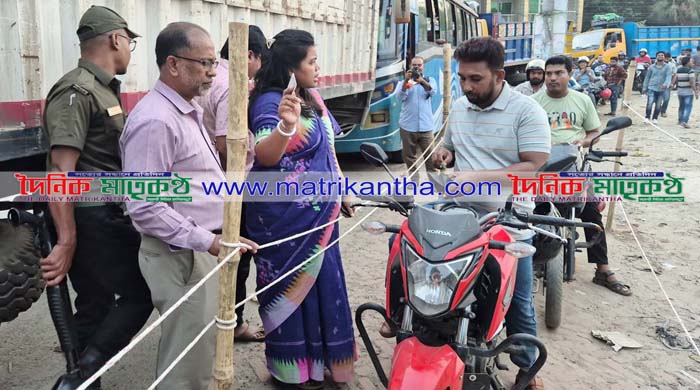 রাজবাড়ীতে ২জন মোটর সাইকেল আরোহীকে মোবাইল কোর্টে জরিমানা